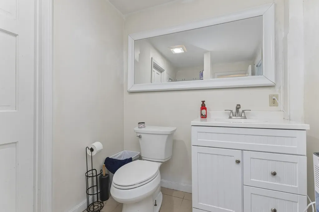 17 Ole Ironside Lane Scarborough ME 04074