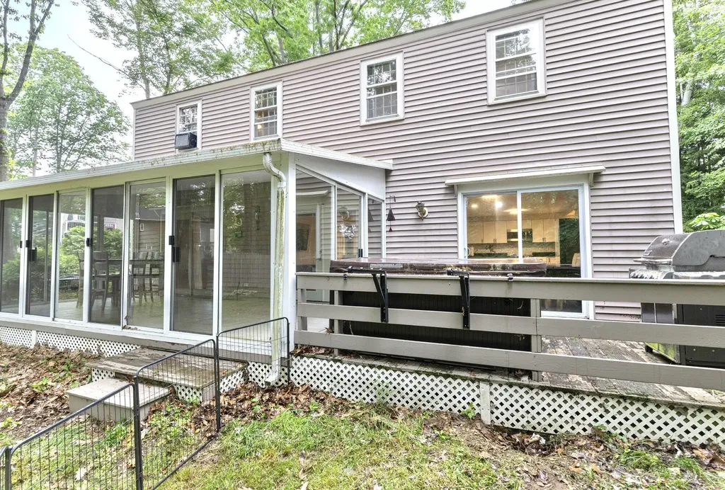 17 Ole Ironside Lane Scarborough ME 04074