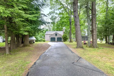 17 Ole Ironside Lane Scarborough ME 04074