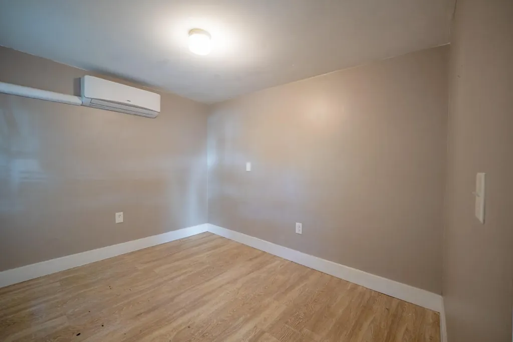 23 Green Street Biddeford ME 04005