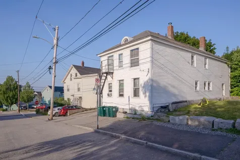 23 Green Street Biddeford ME 04005