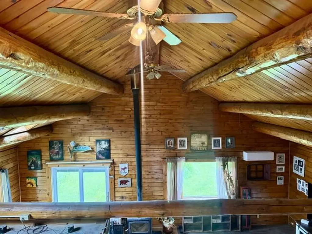 1337 E Plantation Road Blaine ME 04734