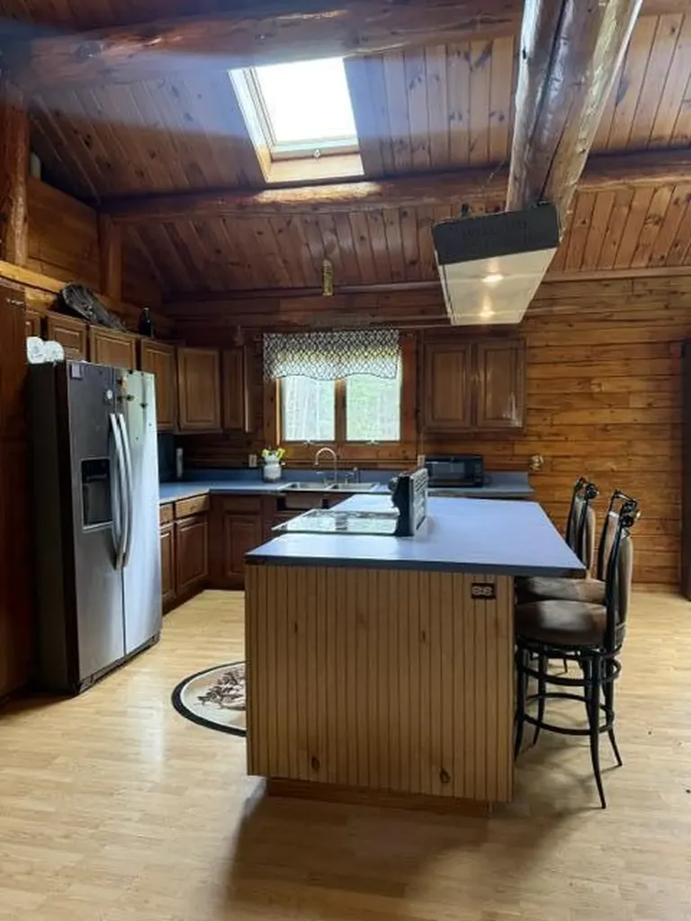 1337 E Plantation Road Blaine ME 04734