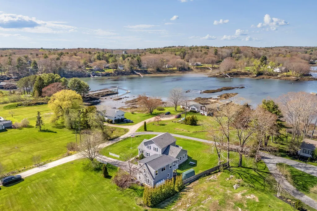 7 Hodgdon Lane Boothbay ME 04537