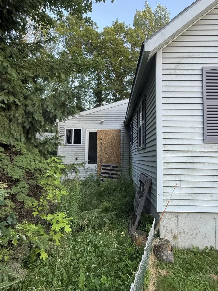 29 Washington Street Waterville ME 04901