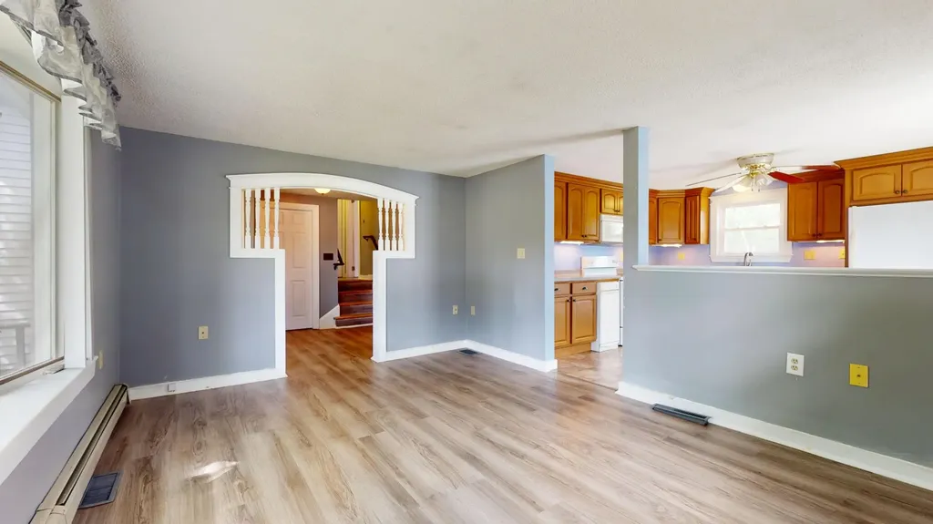 533 W Broadway Lincoln ME 04457
