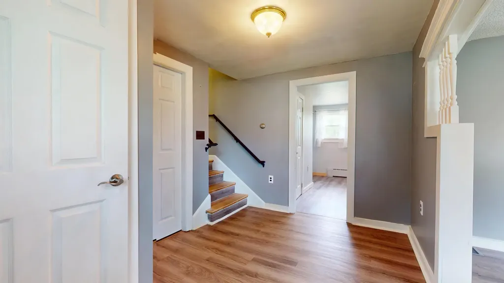533 W Broadway Lincoln ME 04457