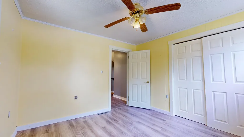 533 W Broadway Lincoln ME 04457