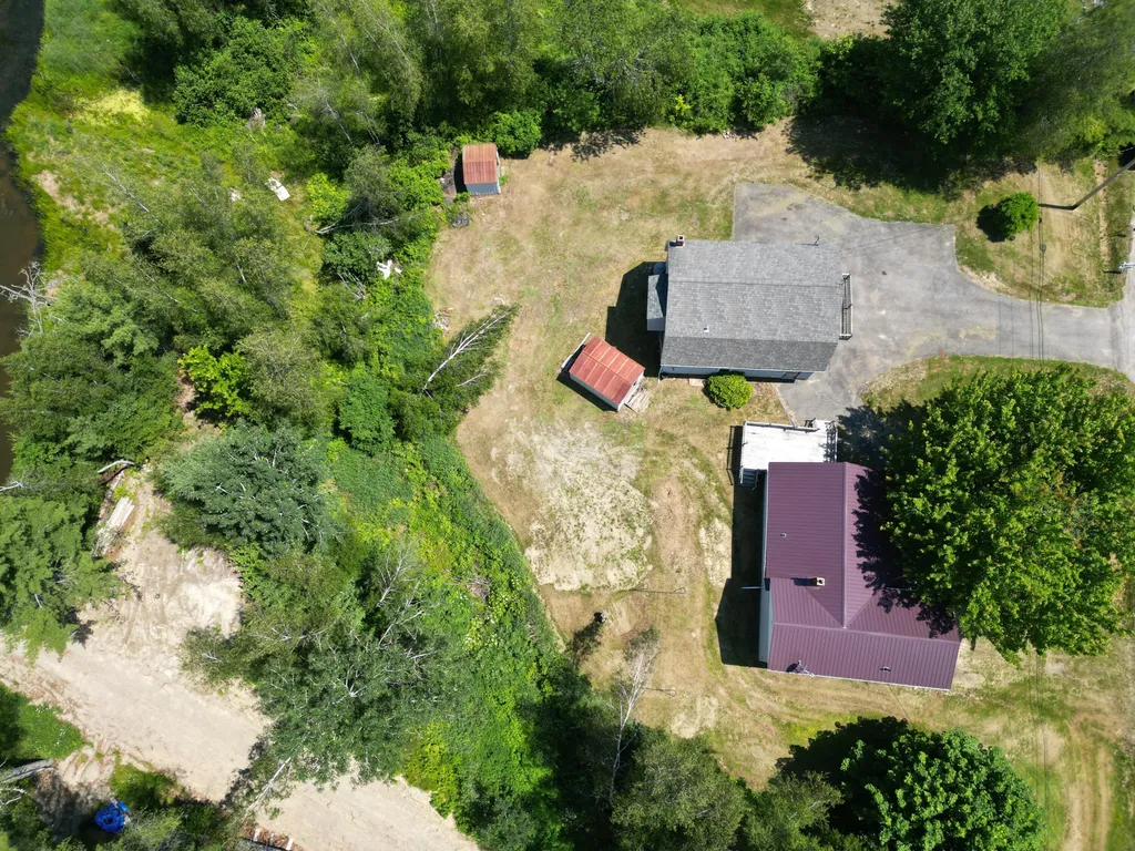533 W Broadway Lincoln ME 04457