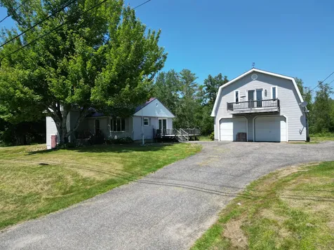 533 W Broadway Lincoln ME 04457