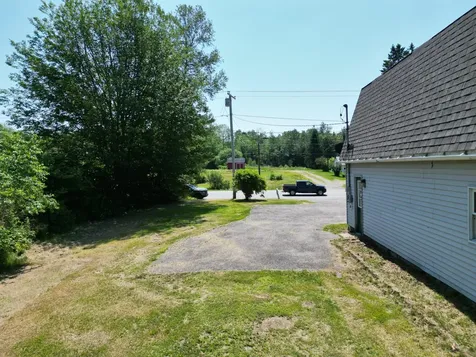 533 W Broadway Lincoln ME 04457