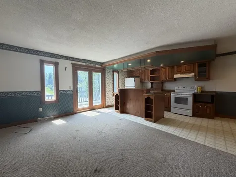 533 W Broadway Lincoln ME 04457
