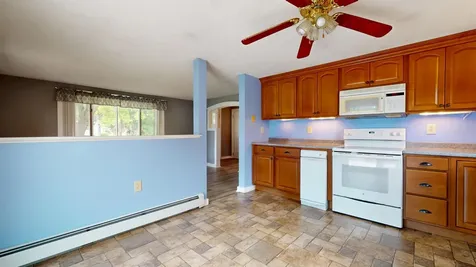 533 W Broadway Lincoln ME 04457
