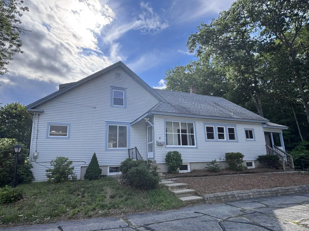 47 Field Avenue Auburn ME 04210
