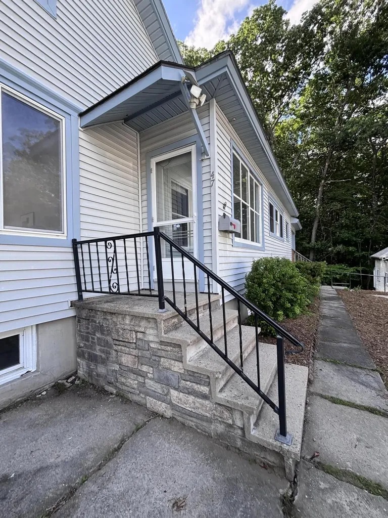 47 Field Avenue Auburn ME 04210