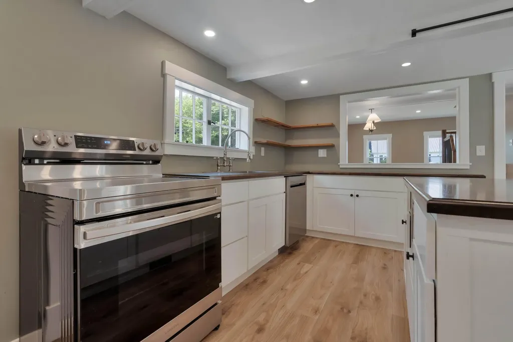 110 Oak Hill Road Standish ME 04084
