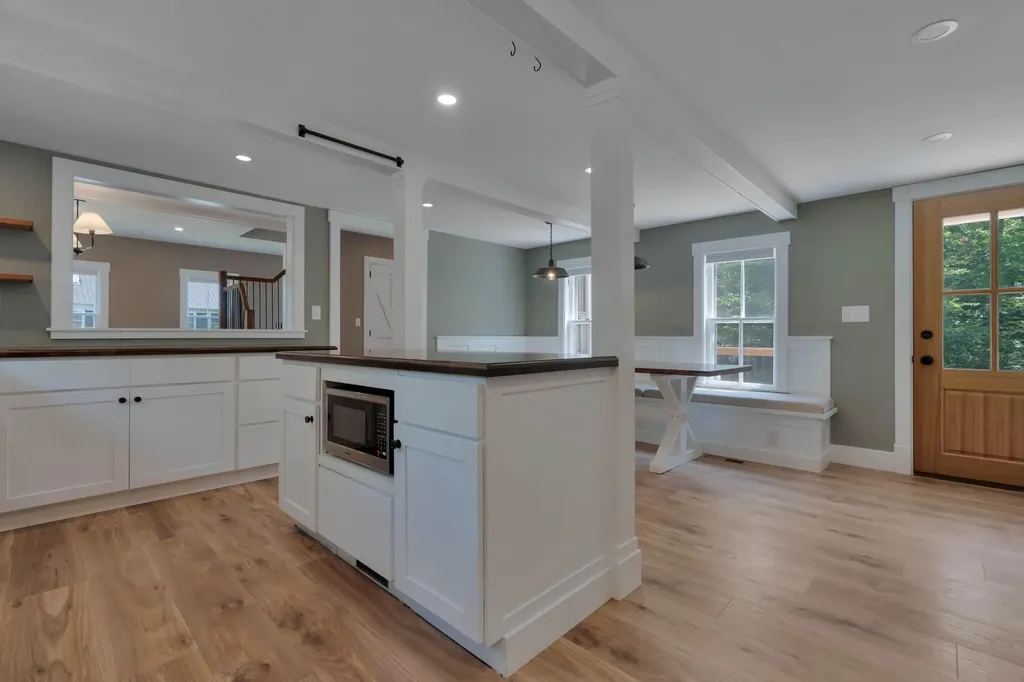 110 Oak Hill Road Standish ME 04084