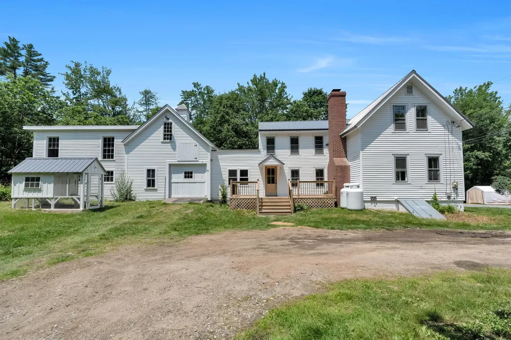 110 Oak Hill Road Standish ME 04084