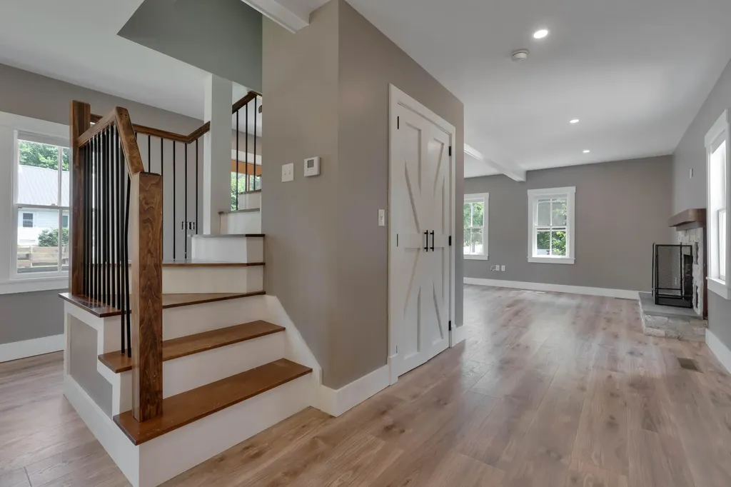 110 Oak Hill Road Standish ME 04084
