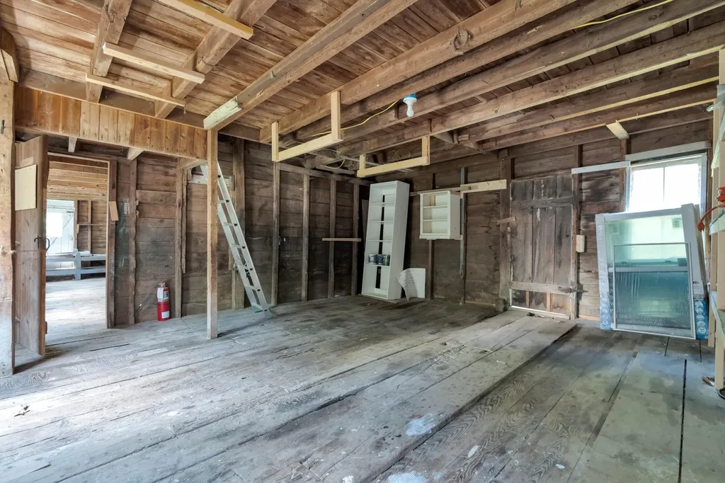 110 Oak Hill Road Standish ME 04084