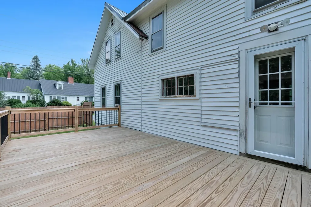 110 Oak Hill Road Standish ME 04084