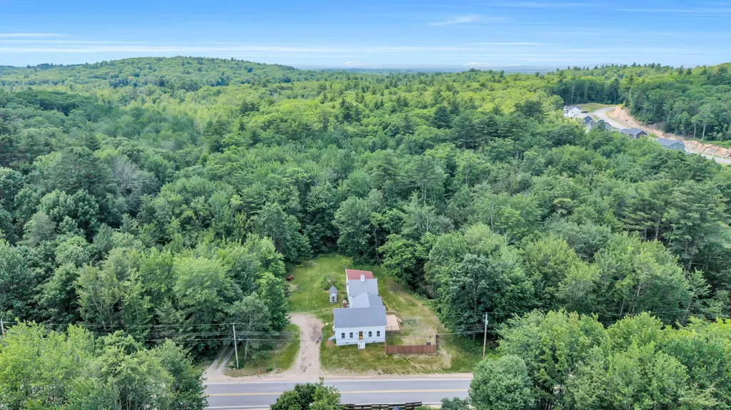 110 Oak Hill Road Standish ME 04084
