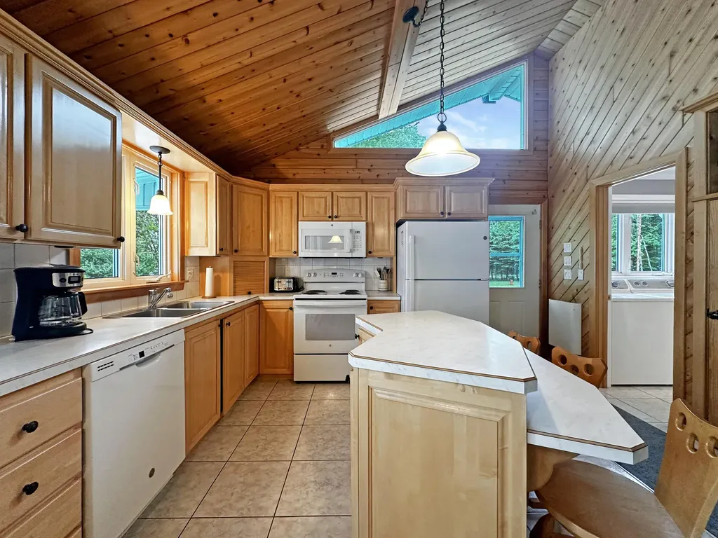 374 E Van Buren Cove Road T17 R3 Wels ME 04785