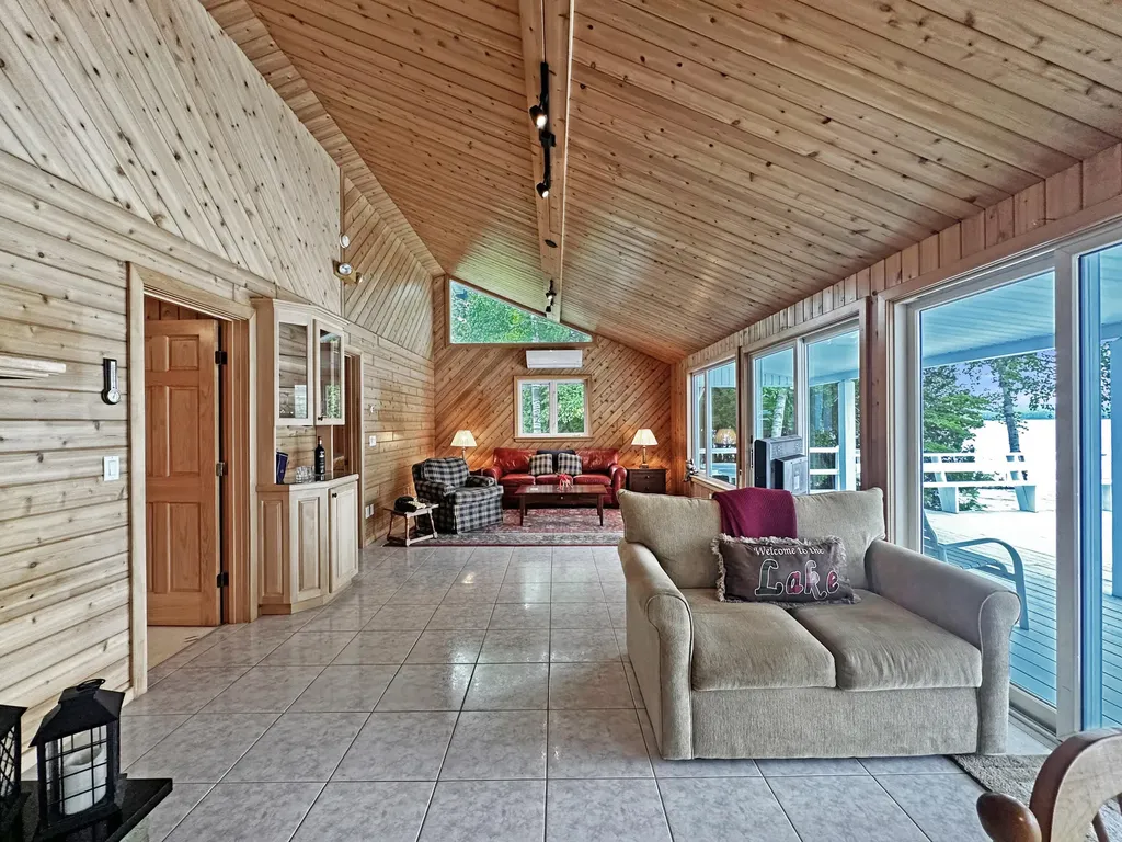 374 E Van Buren Cove Road T17 R3 Wels ME 04785