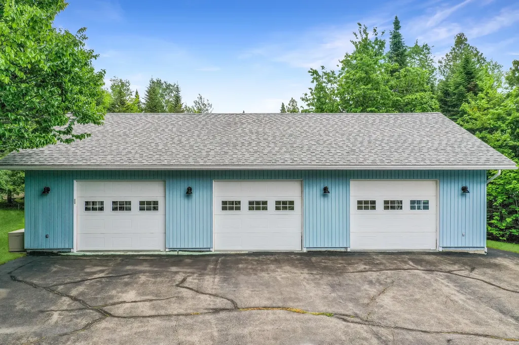 374 E Van Buren Cove Road T17 R3 Wels ME 04785