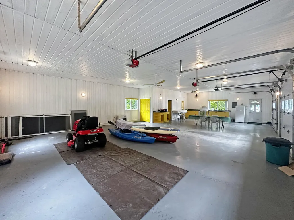 374 E Van Buren Cove Road T17 R3 Wels ME 04785