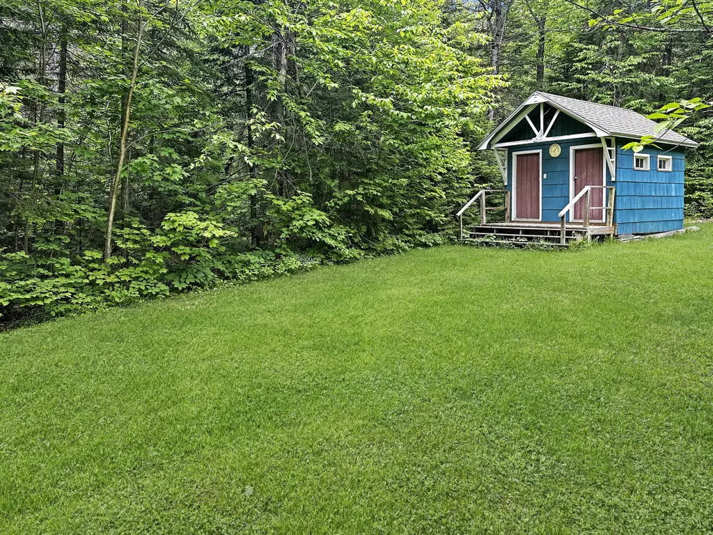 374 E Van Buren Cove Road T17 R3 Wels ME 04785
