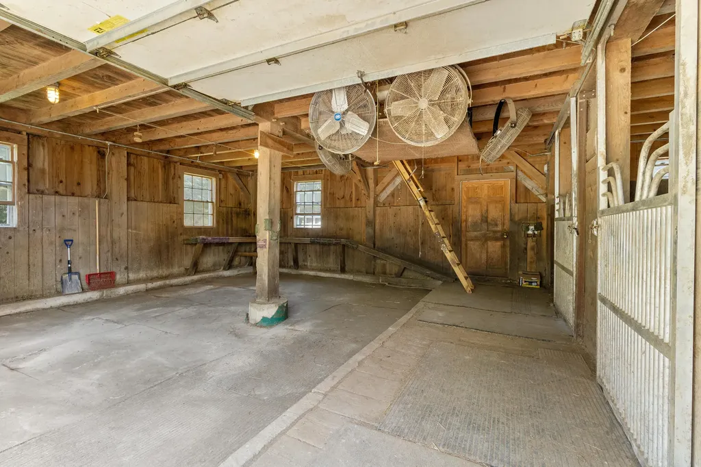 1141 Main Road Islesboro ME 04848