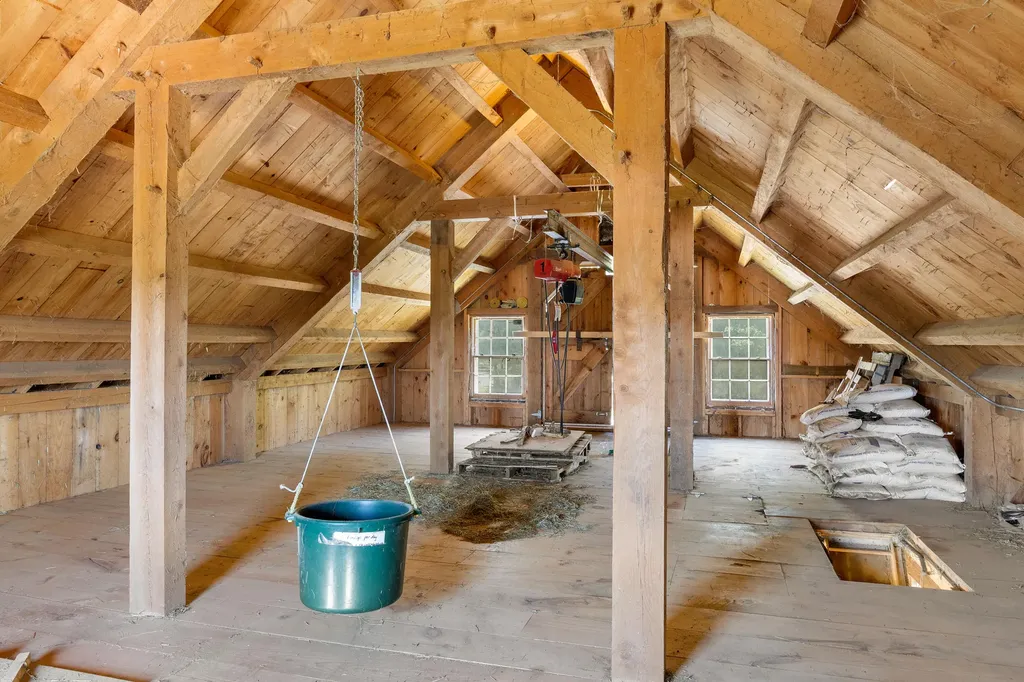 1141 Main Road Islesboro ME 04848
