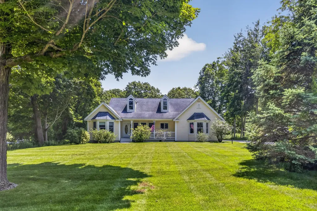 1413 Harpswell Neck Road Harpswell ME 04079