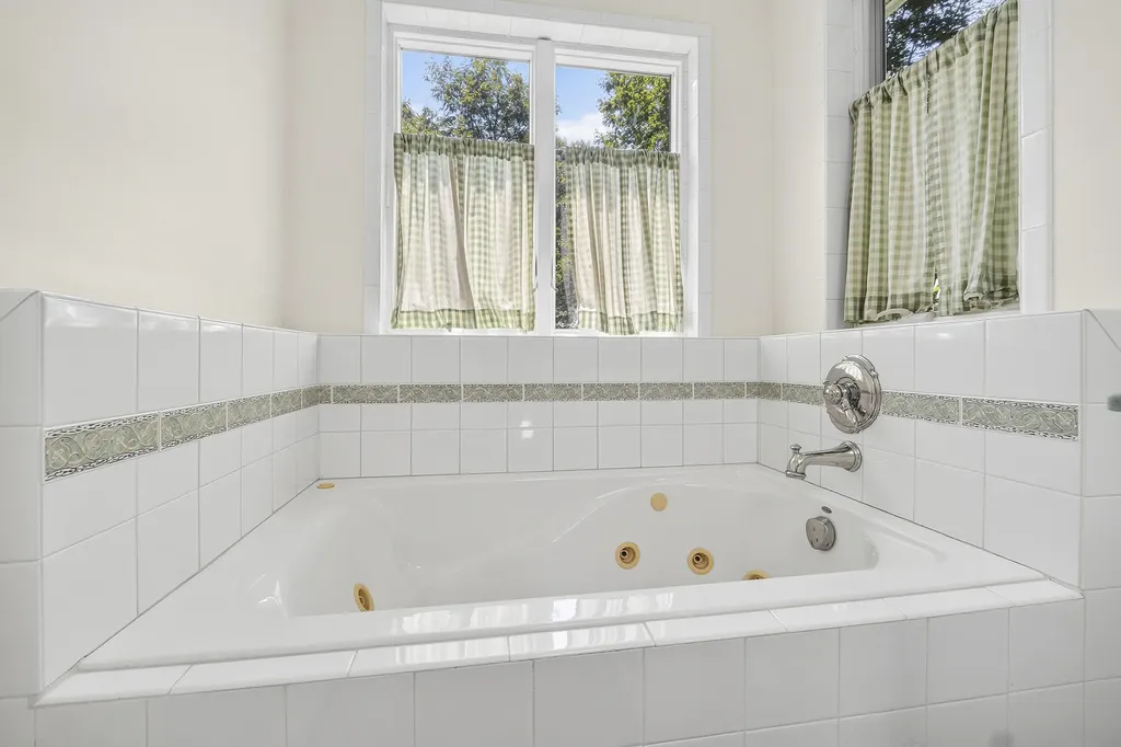 1413 Harpswell Neck Road Harpswell ME 04079