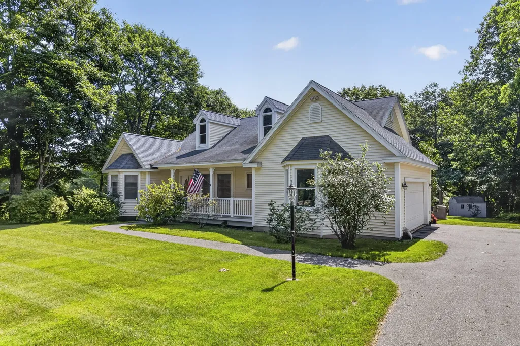 1413 Harpswell Neck Road Harpswell ME 04079