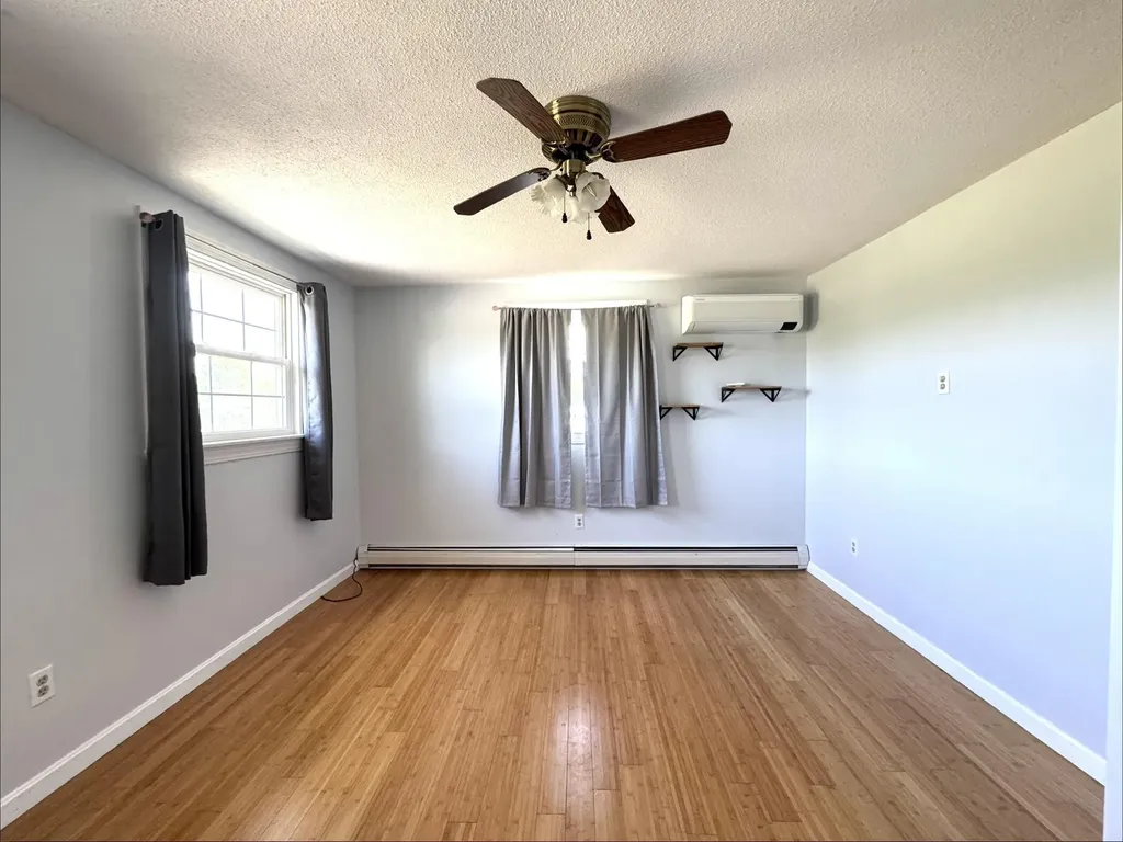 902 Eastern Avenue Augusta ME 04330