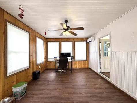 902 Eastern Avenue Augusta ME 04330