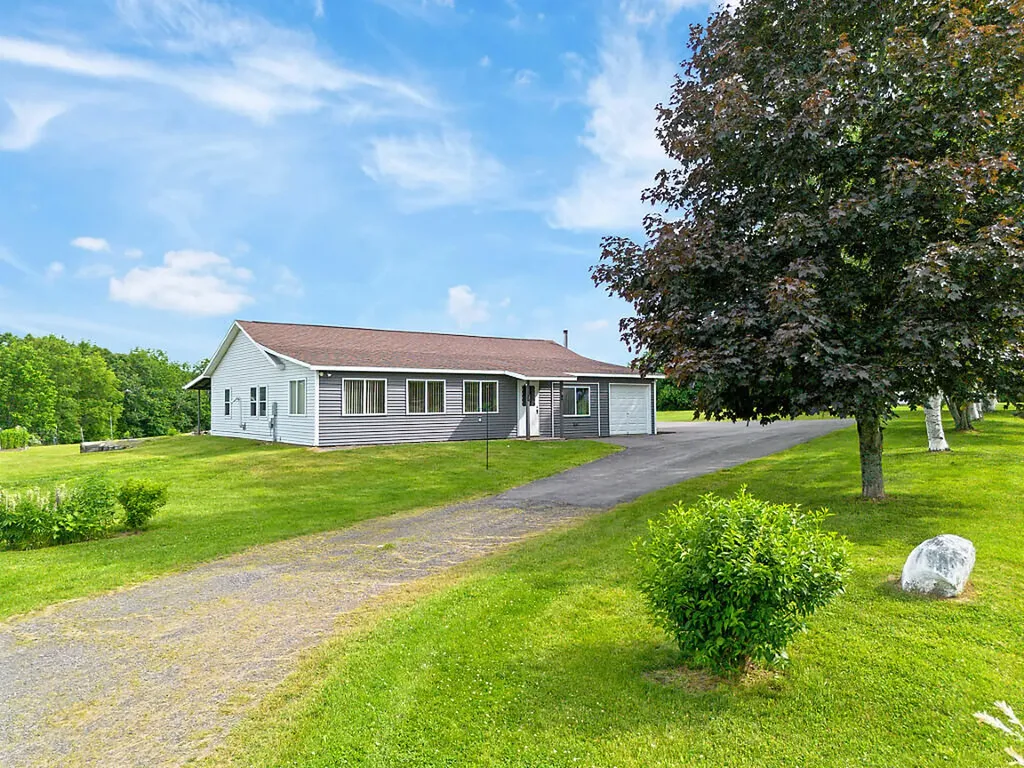 825 W River Road Augusta ME 04330