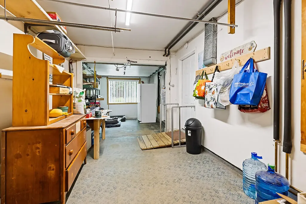 825 W River Road Augusta ME 04330