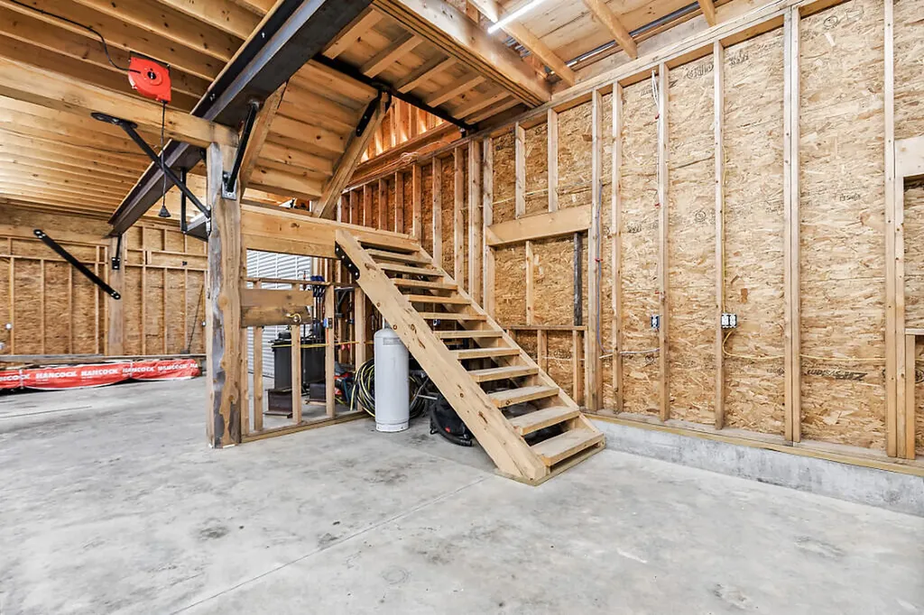 825 W River Road Augusta ME 04330