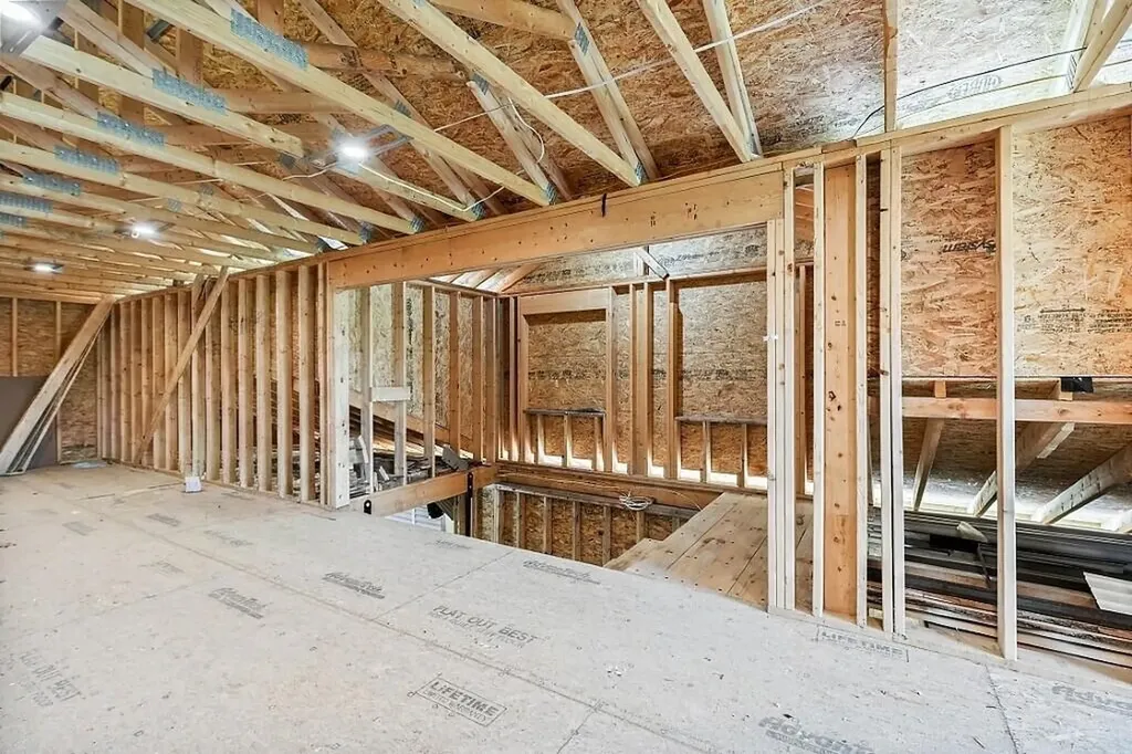 825 W River Road Augusta ME 04330