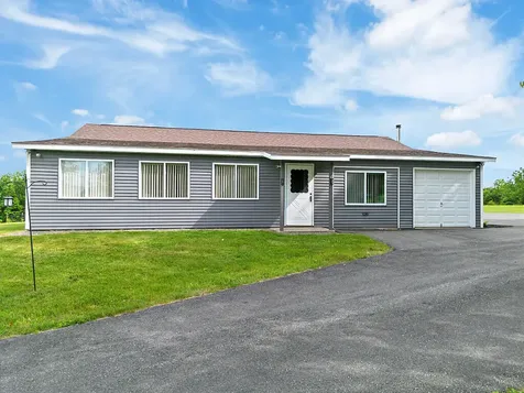825 W River Road Augusta ME 04330