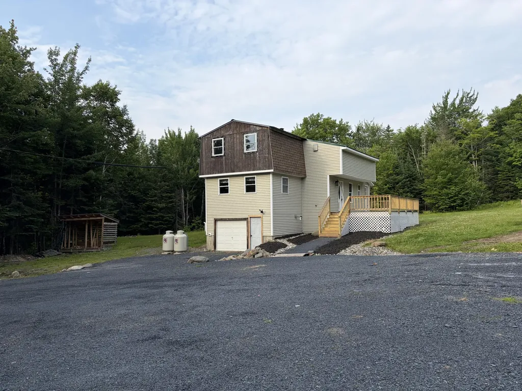10 Eveleth Road Shirley ME 04485