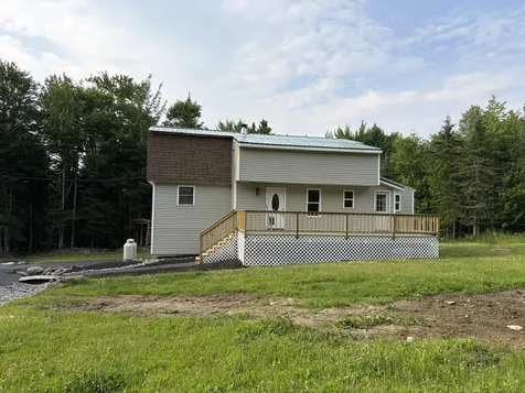 10 Eveleth Road Shirley ME 04485