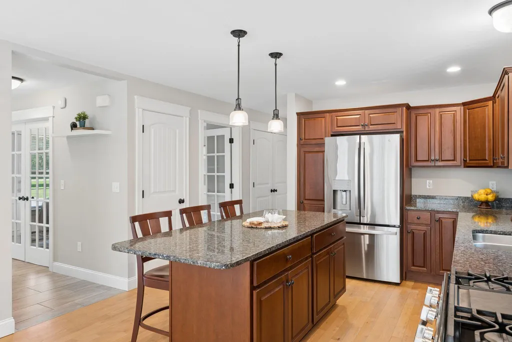 21 Hunters Way North Yarmouth ME 04097