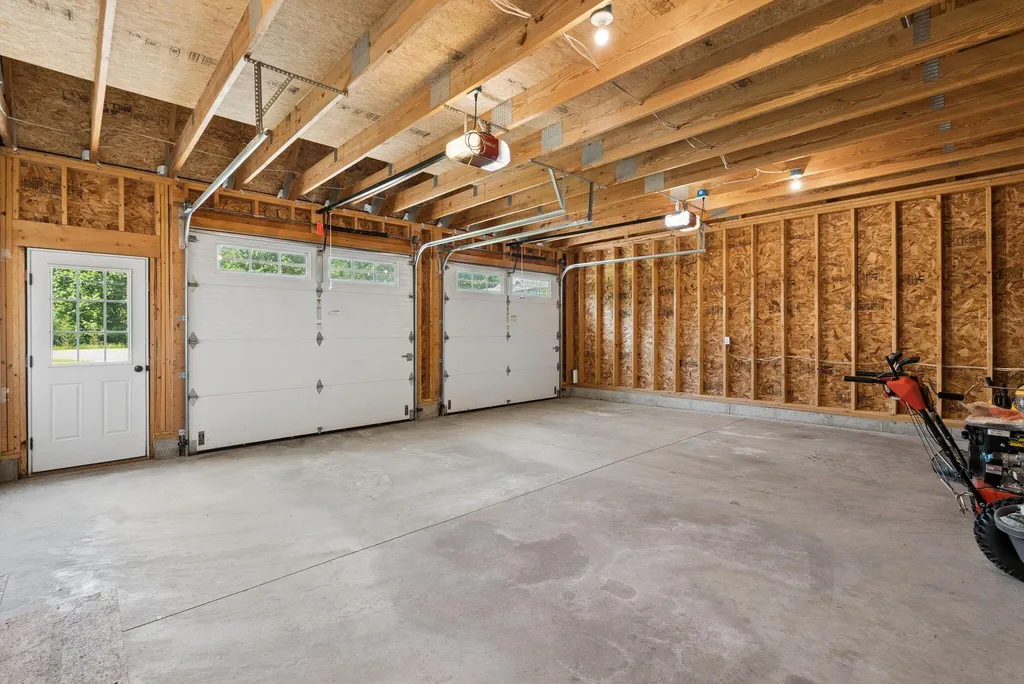 21 Hunters Way North Yarmouth ME 04097