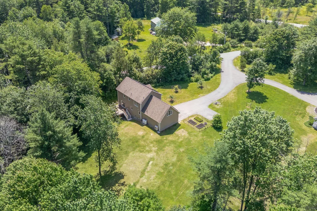 21 Hunters Way North Yarmouth ME 04097