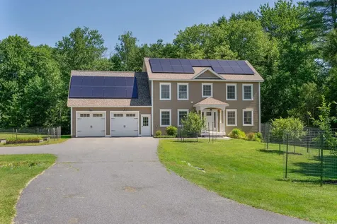 21 Hunters Way North Yarmouth ME 04097