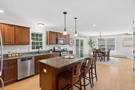 21 Hunters Way North Yarmouth ME 04097